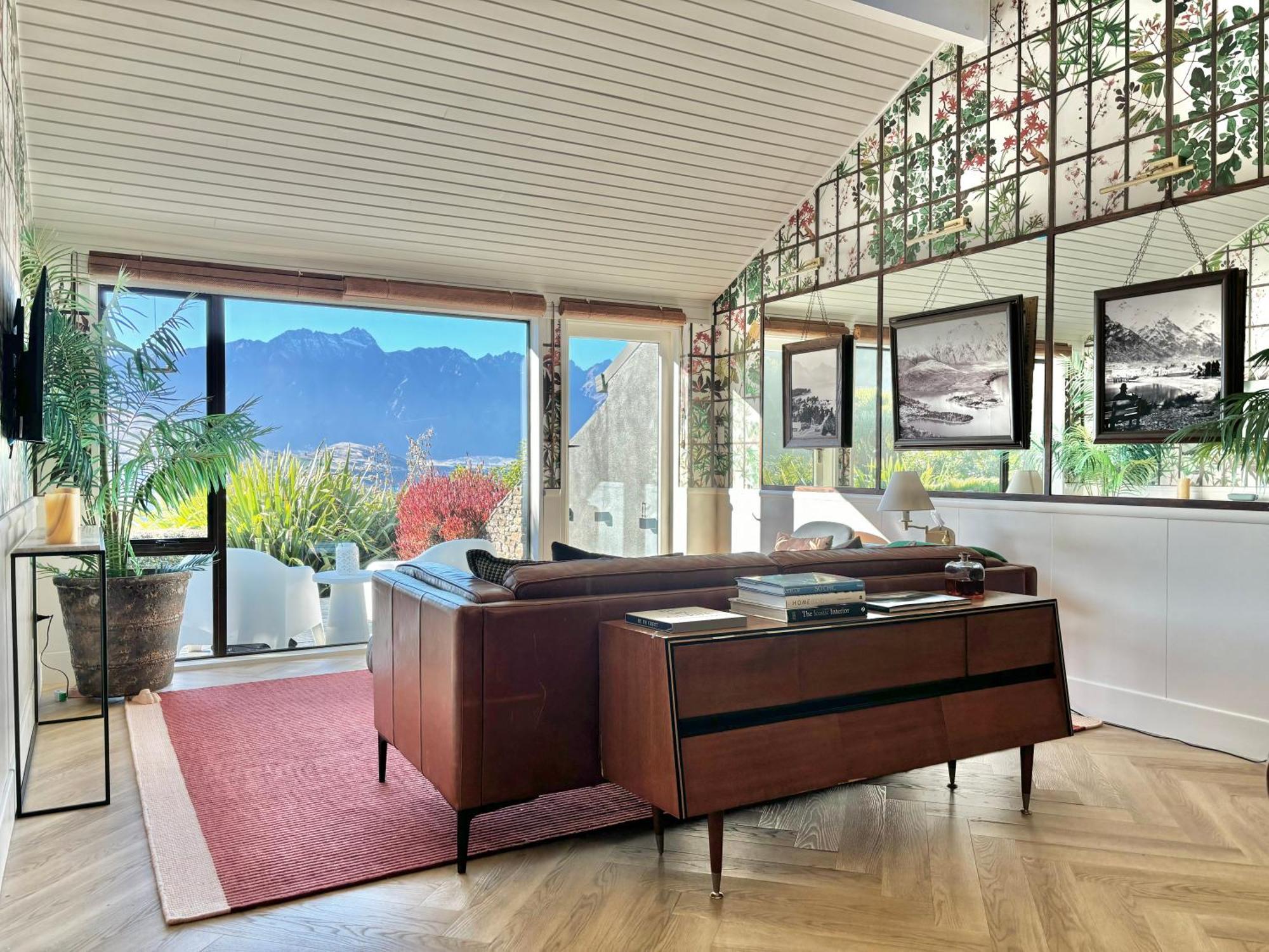Bespoke Stay & Lake Views! Queenstown Exterior photo